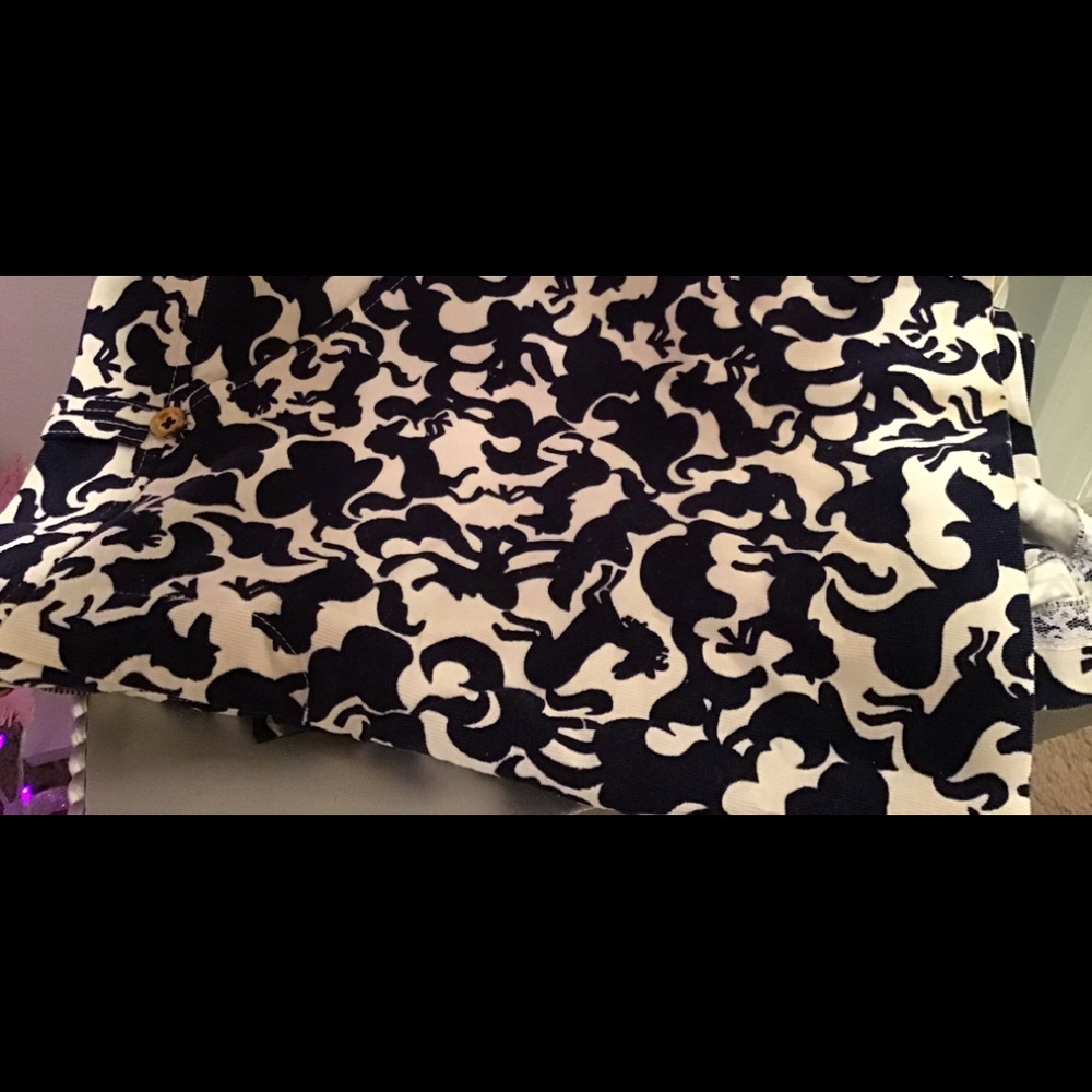 Beautiful lily pulitzer skirt so soft